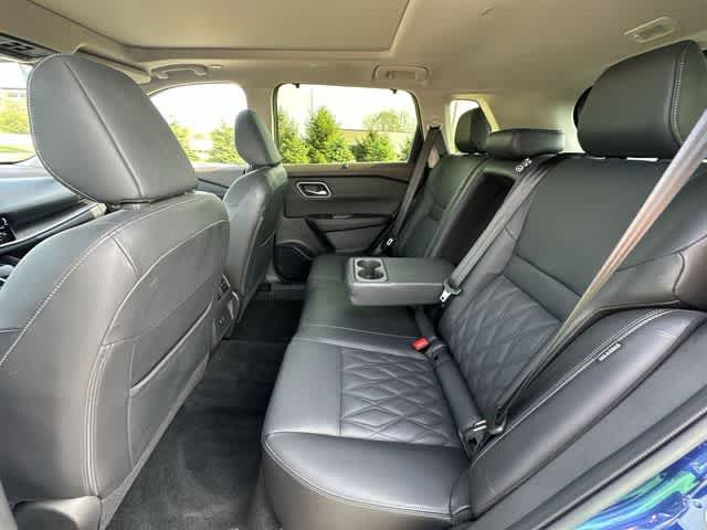 Thumbnail: 2023 Nissan Rogue - 19