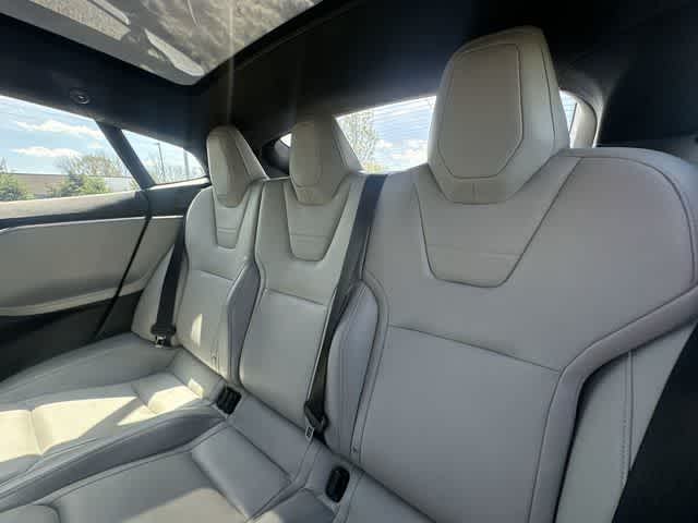 Thumbnail: 2015 Tesla Model S - 16