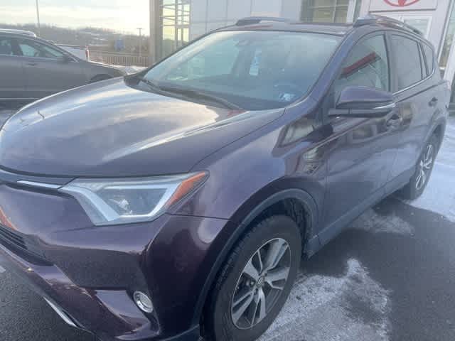 Thumbnail: 2017 Toyota RAV4 - 3