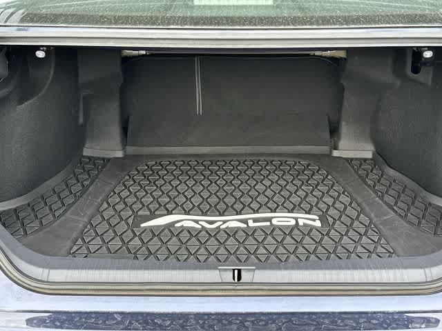 Thumbnail: 2019 Toyota Avalon - 23