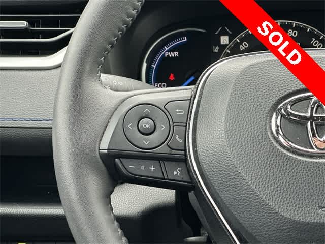 Thumbnail: 2022 Toyota RAV4 - 9