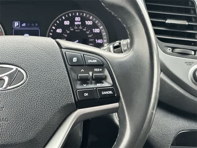 Thumbnail: 2017 Hyundai Tucson - 9