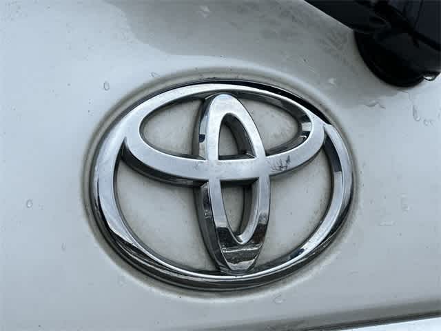 Thumbnail: 2017 Toyota Sequoia - 18