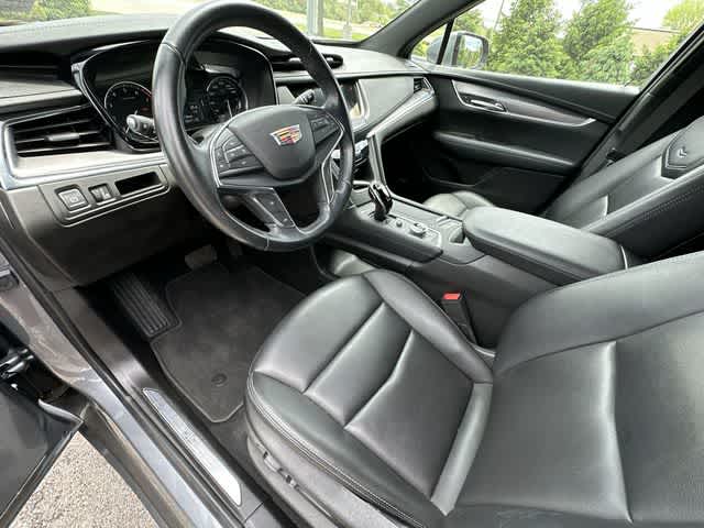 Thumbnail: 2021 Cadillac XT5 - 16