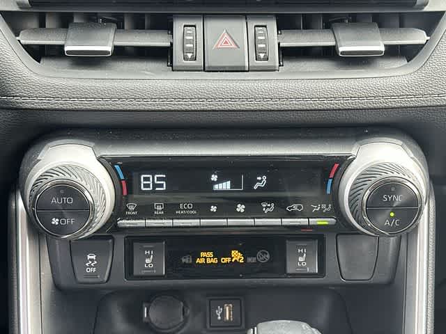 Thumbnail: 2023 Toyota RAV4 - 15