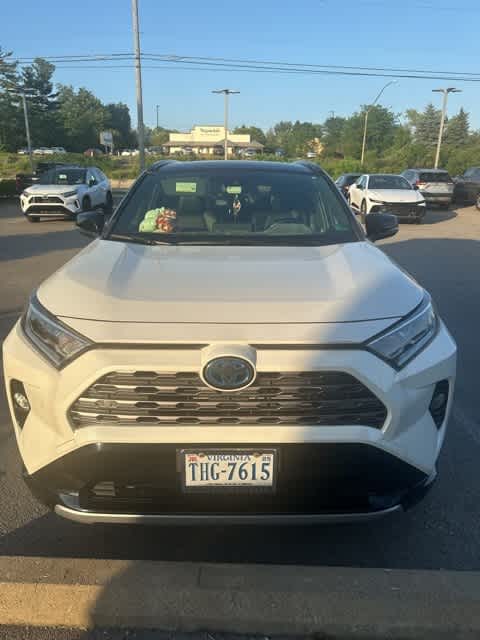 Thumbnail: 2020 Toyota RAV4 - 1