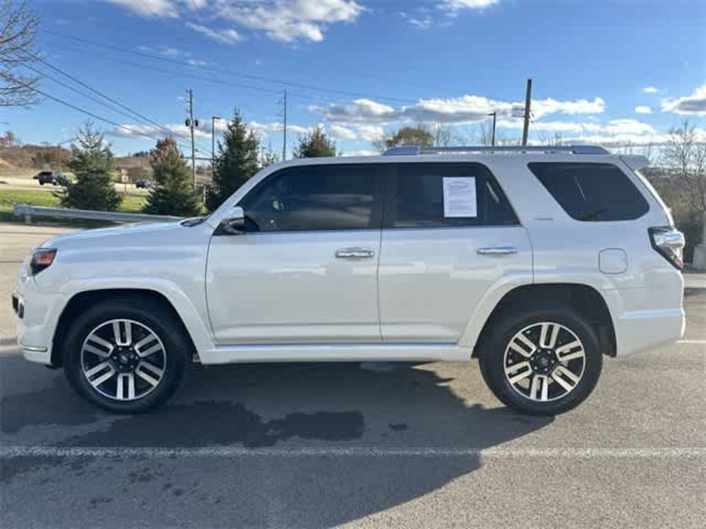 Used 2022 Toyota 4Runner Limited SUV