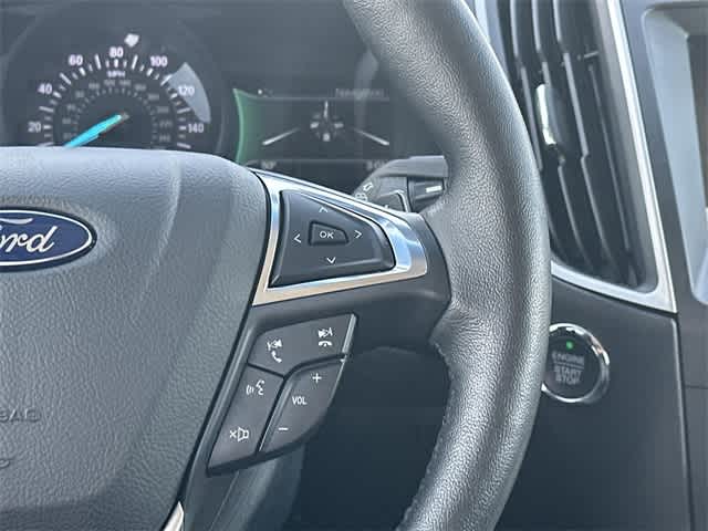 Thumbnail: 2017 Ford Edge - 9