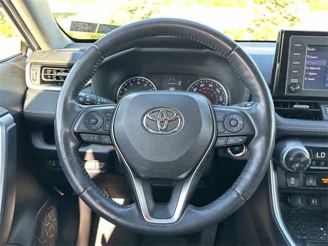 Thumbnail: 2019 Toyota RAV4 - 8