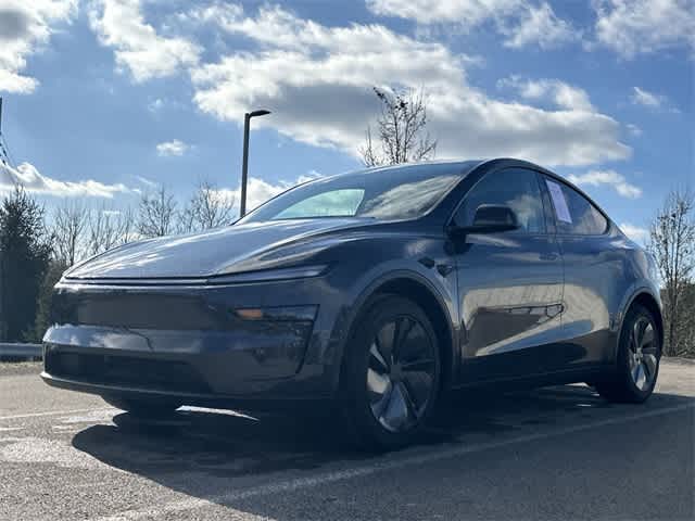 Thumbnail: 2026 Tesla Model Y - 19