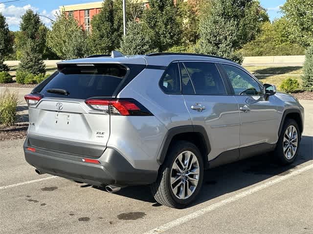 Thumbnail: 2019 Toyota RAV4 - 23