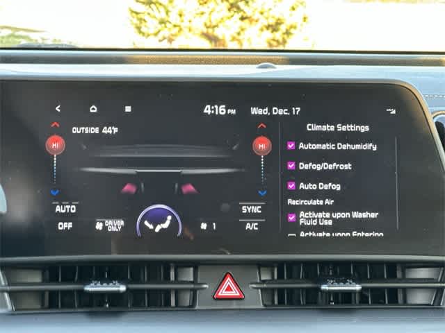 Thumbnail: 2023 Kia Sportage - 15