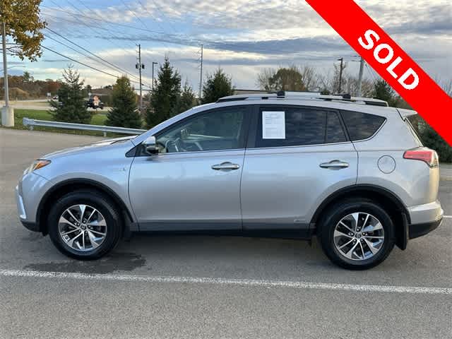 Thumbnail: 2018 Toyota RAV4 - 2