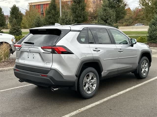 Thumbnail: 2025 Toyota RAV4 - 31