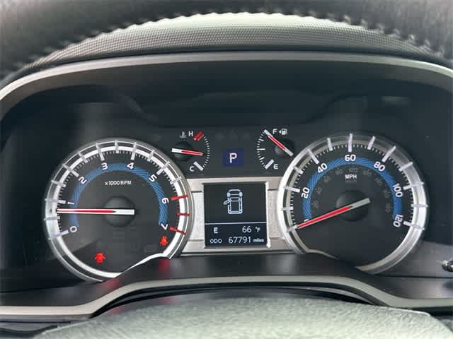 Thumbnail: 2016 Toyota 4Runner - 7