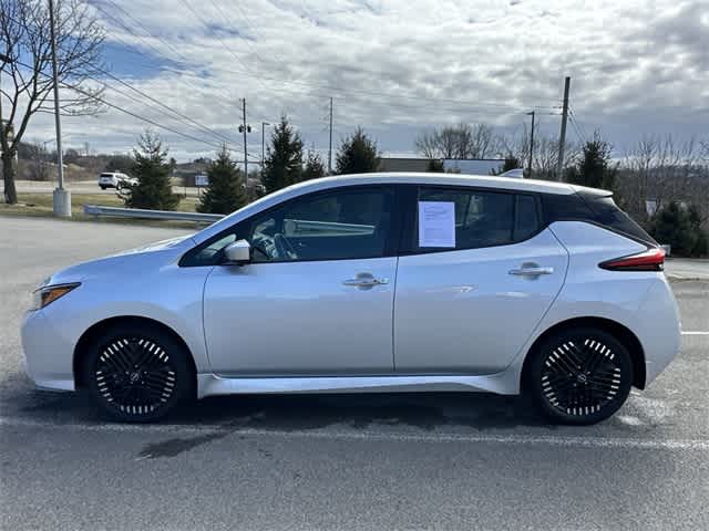 Thumbnail: 2023 Nissan Leaf - 2