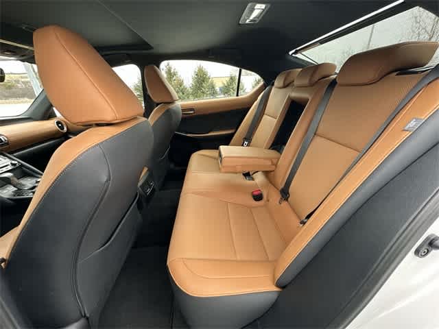 Thumbnail: 2022 Lexus IS - 20