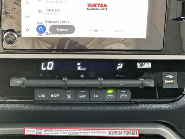 Thumbnail: 2025 Toyota Tundra - 13