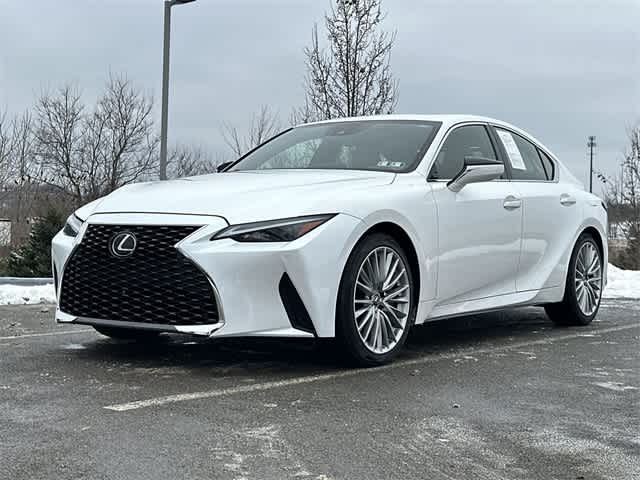Thumbnail: 2022 Lexus IS - 30