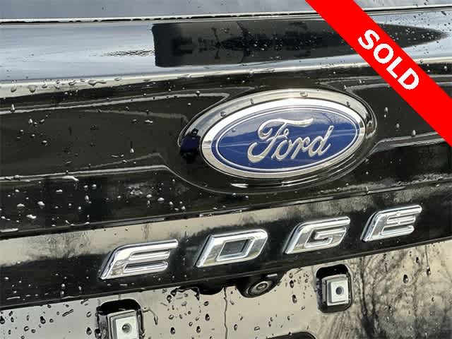 Thumbnail: 2022 Ford Edge - 24