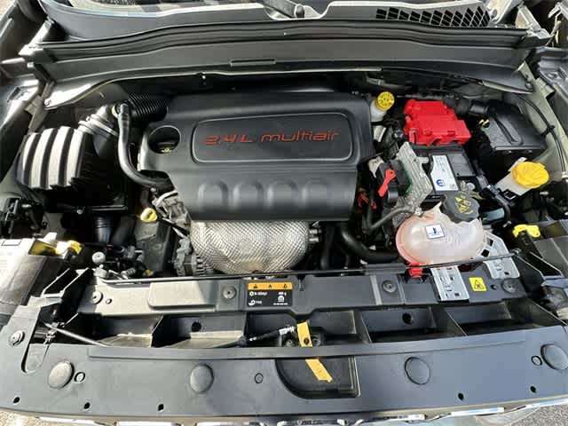 Thumbnail: 2021 Jeep Renegade - 24