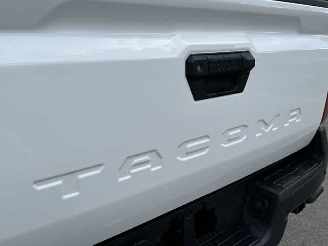 Thumbnail: 2024 Toyota Tacoma - 25