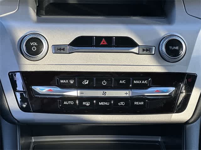 Thumbnail: 2023 Ford Explorer - 14