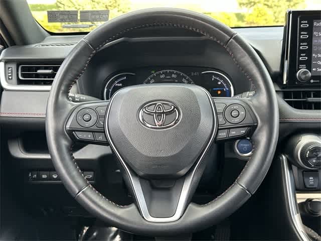 Thumbnail: 2022 Toyota RAV4 - 8