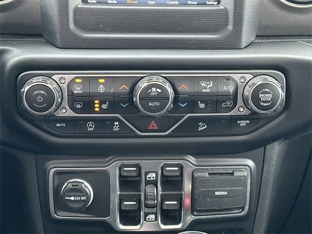 Thumbnail: 2020 Jeep Wrangler - 15