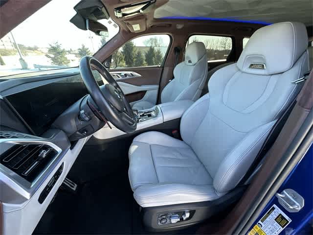 Thumbnail: 2023 BMW XM - 17