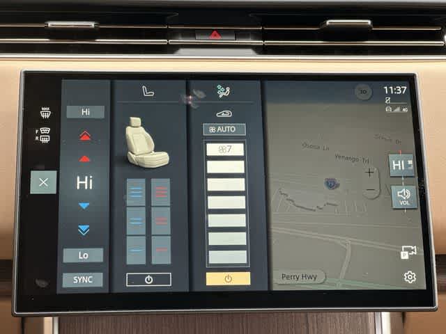 Thumbnail: 2025 Land Rover Range Rover - 16