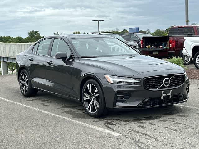 Thumbnail: 2024 Volvo S60 - 23