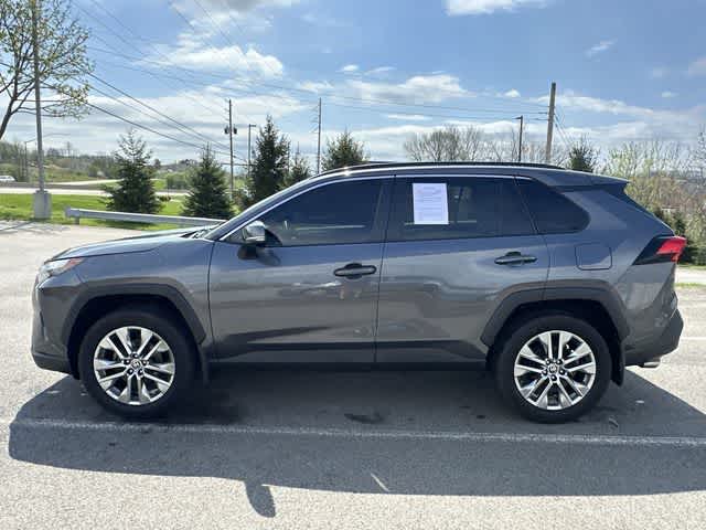 Thumbnail: 2022 Toyota RAV4 - 2