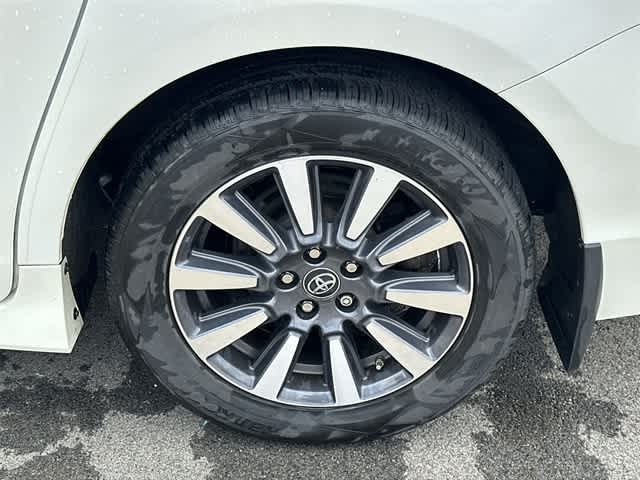 2019 Toyota Sienna SE Premium 5