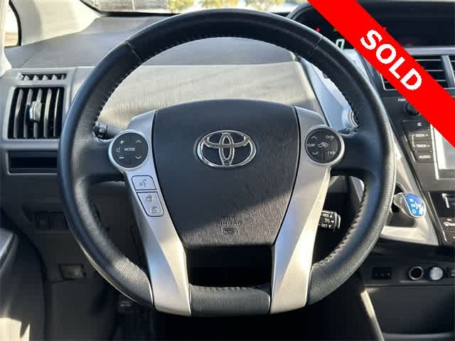 Thumbnail: 2013 Toyota Prius v - 6