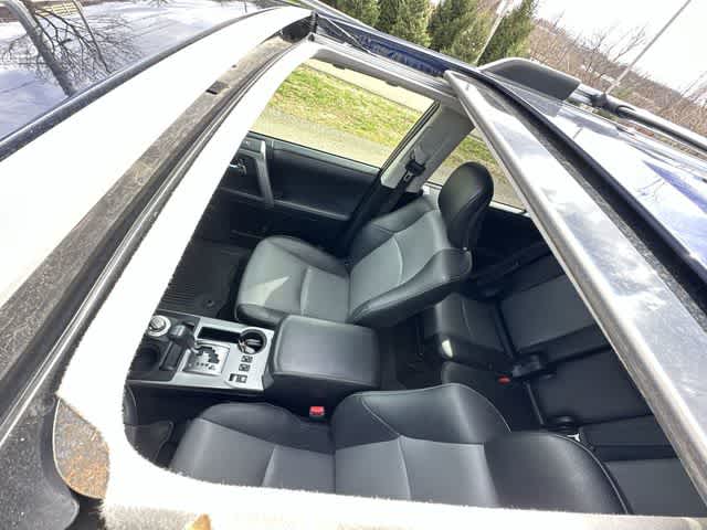 Thumbnail: 2021 Toyota 4Runner - 6