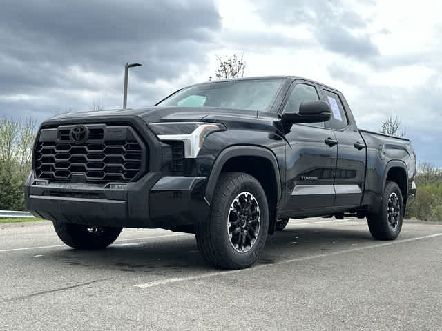 Thumbnail: 2023 Toyota Tundra - 18