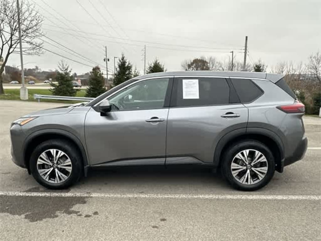 Used 2021 Nissan Rogue SV SUV