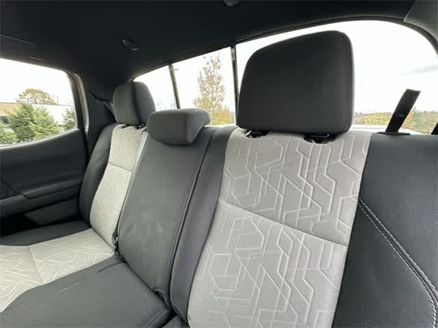 Thumbnail: 2022 Toyota Tacoma - 16