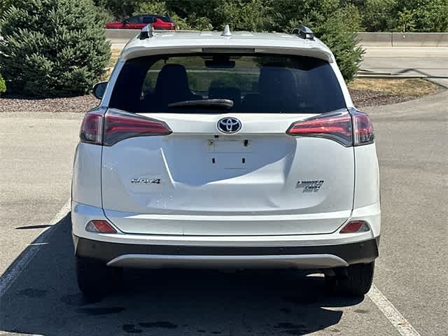 Thumbnail: 2017 Toyota RAV4 - 4