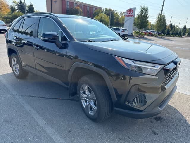Thumbnail: 2022 Toyota RAV4 - 2