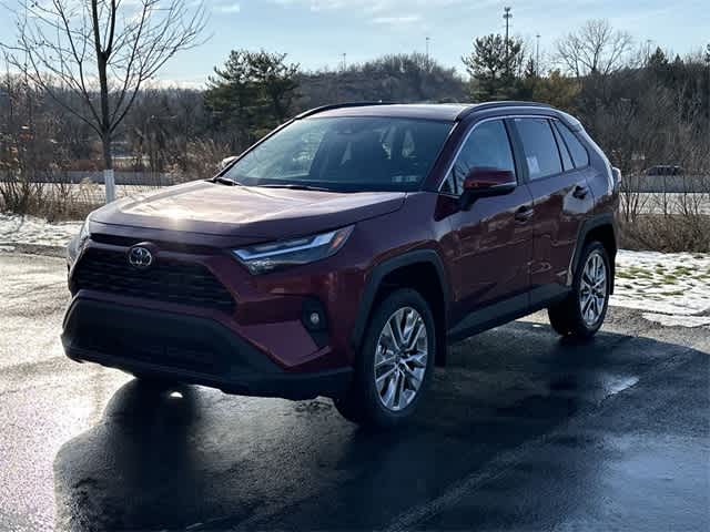 2025 Toyota RAV4 XLE Premium's photo