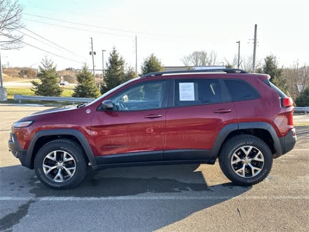 Used 2014 Jeep Cherokee Trailhawk 4x4 SUV