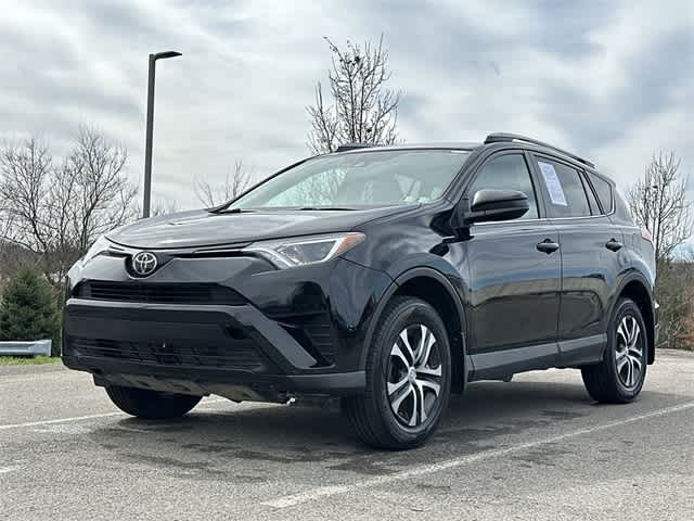 Thumbnail: 2018 Toyota RAV4 - 24