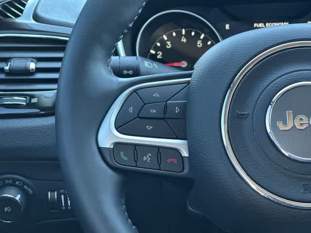 Thumbnail: 2018 Jeep Compass - 8