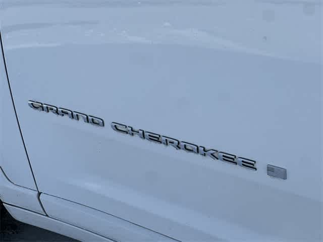 Thumbnail: 2022 Jeep Grand Cherokee - 21