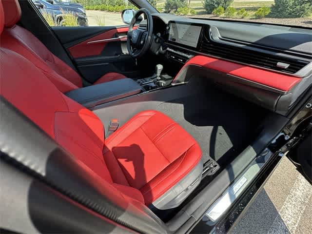 Thumbnail: 2025 Toyota Camry - 18