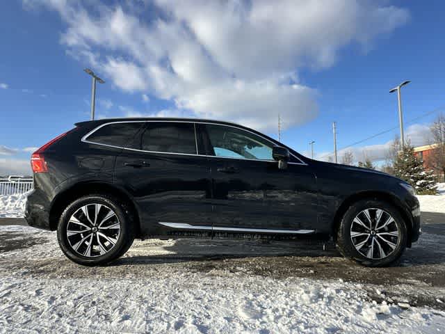 Thumbnail: 2023 Volvo XC60 - 3