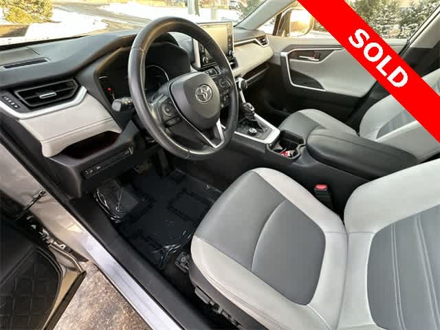 Thumbnail: 2019 Toyota RAV4 - 16