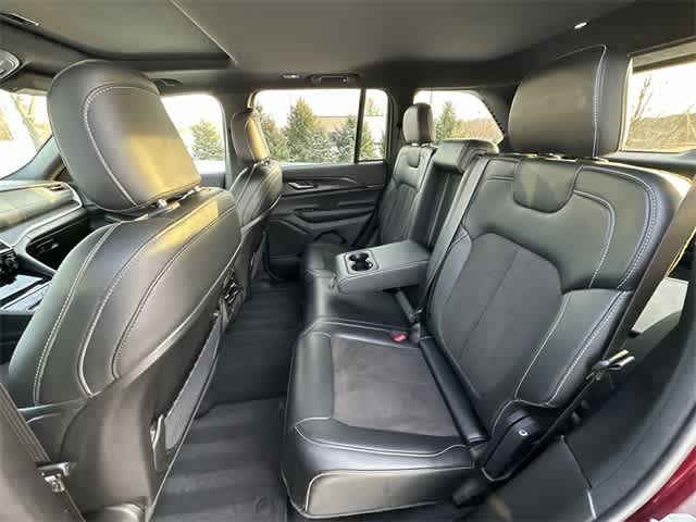 Thumbnail: 2023 Jeep Grand Cherokee - 20